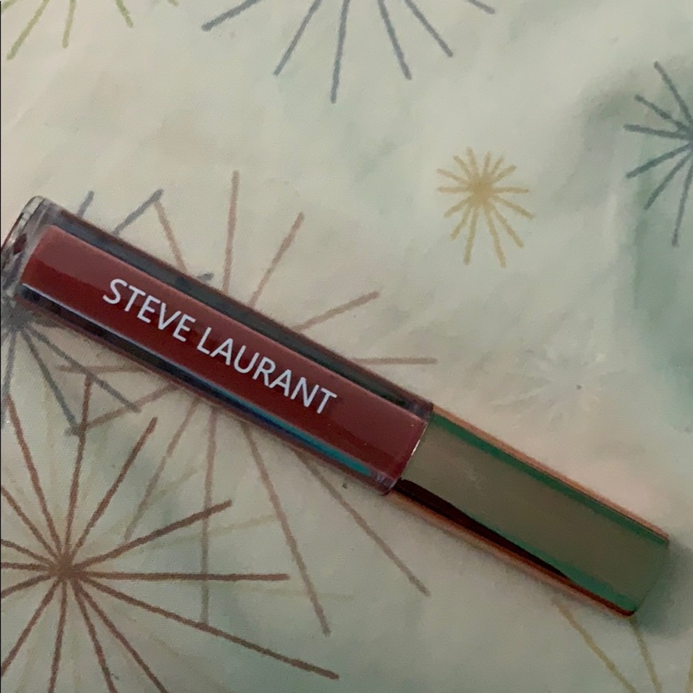 Lip gloss - Picture 3 of 3